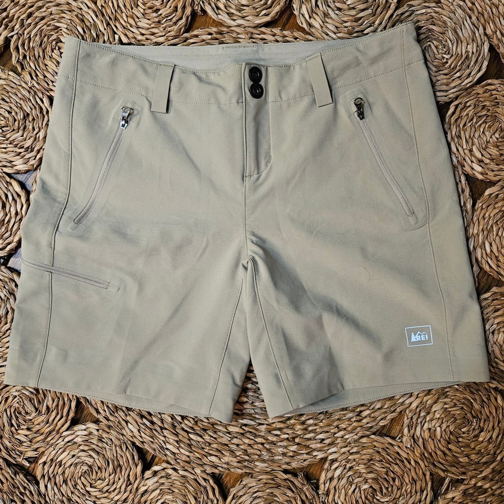 Women's REI Casual Shorts Size 4